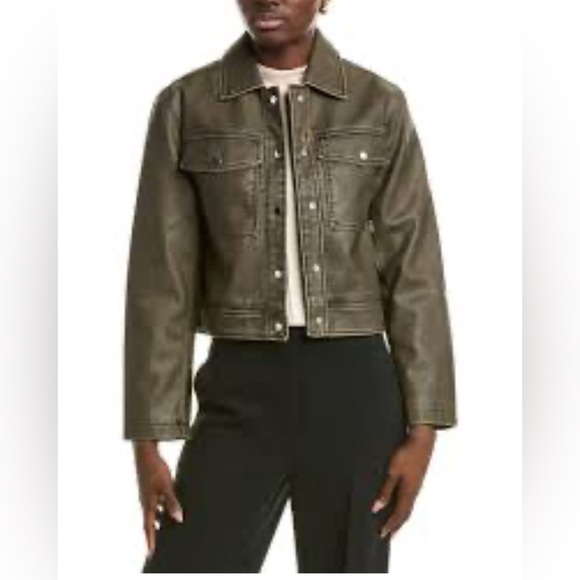 T Tahari Jackets & Blazers - NWT T Tahari Faux Leather Cropped Jacket